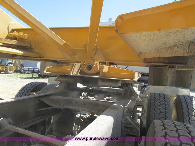 image for item K4032 1992 Load King bottom dump trailer