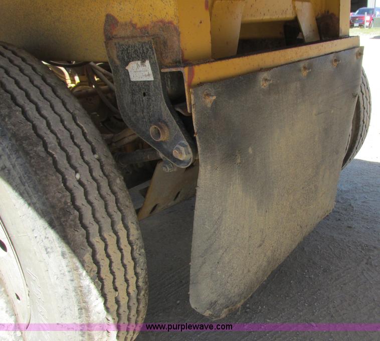 image for item K4032 1992 Load King bottom dump trailer