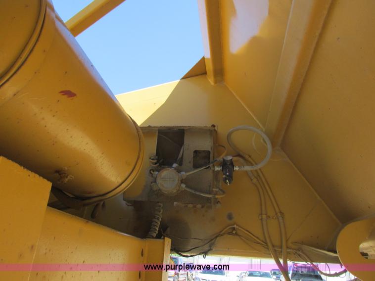 image for item K4032 1992 Load King bottom dump trailer