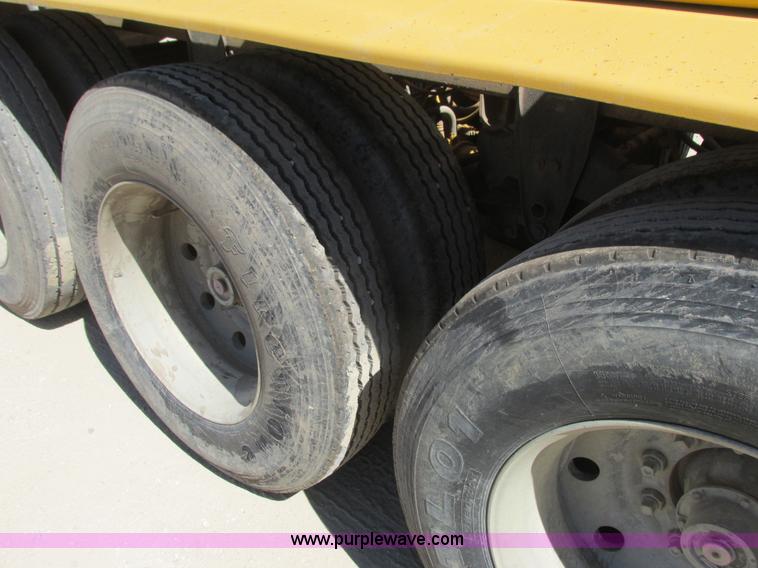 image for item K4032 1992 Load King bottom dump trailer