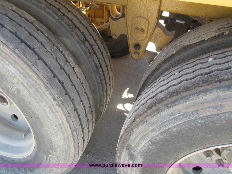 image for item K4032 1992 Load King bottom dump trailer