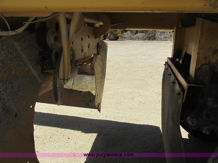 image for item K4032 1992 Load King bottom dump trailer