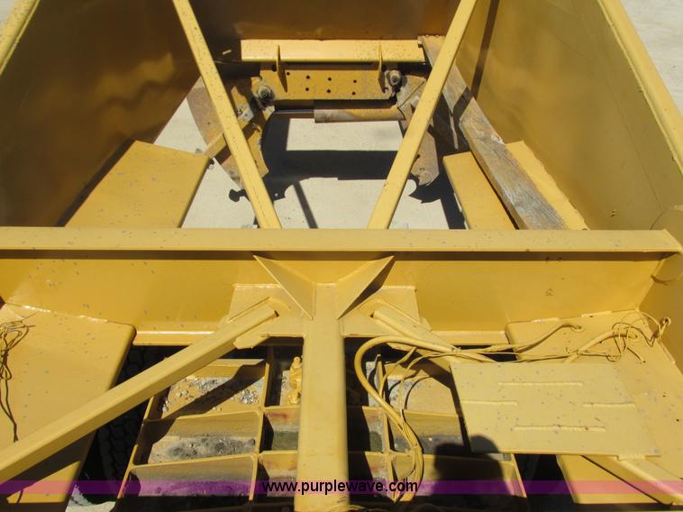 image for item K4032 1992 Load King bottom dump trailer