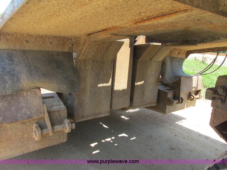 image for item K4034 1998 Witzco Challenger RG-60 lowboy equipment trailer