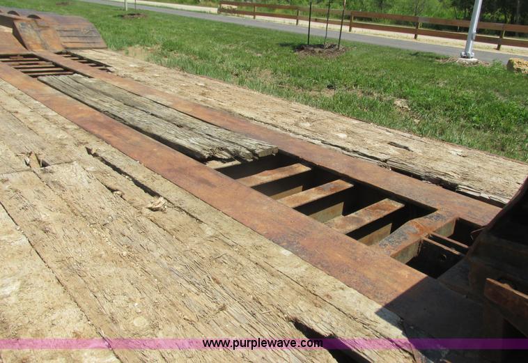 image for item K4034 1998 Witzco Challenger RG-60 lowboy equipment trailer