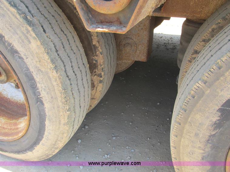 image for item K4034 1998 Witzco Challenger RG-60 lowboy equipment trailer