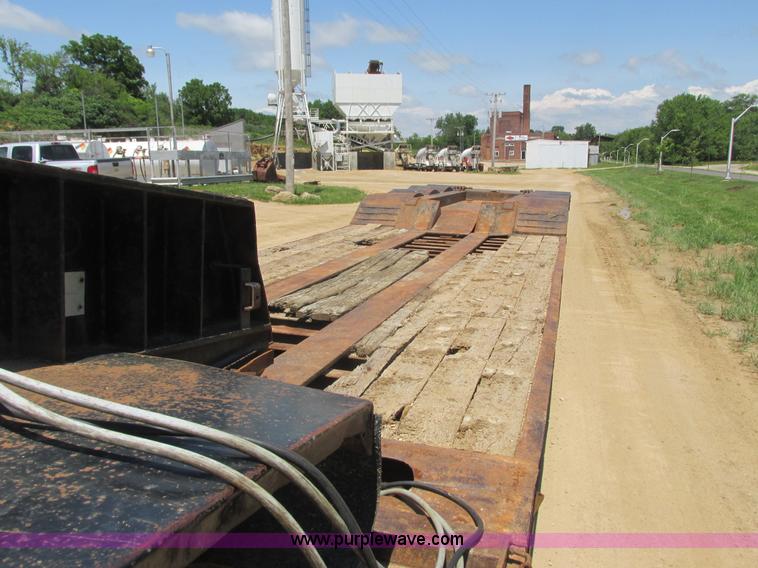 image for item K4034 1998 Witzco Challenger RG-60 lowboy equipment trailer