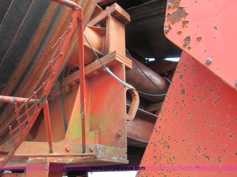 image for item K4039 Universal 40X24 roll crusher