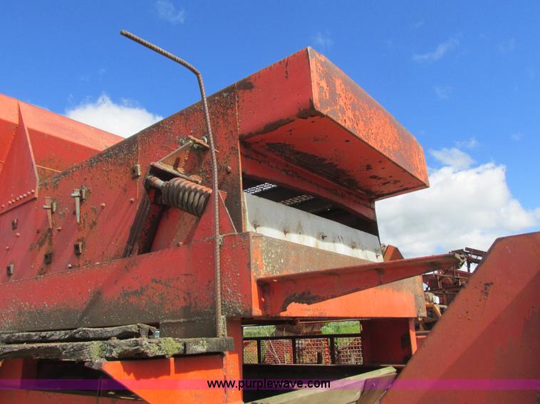 image for item K4039 Universal 40X24 roll crusher