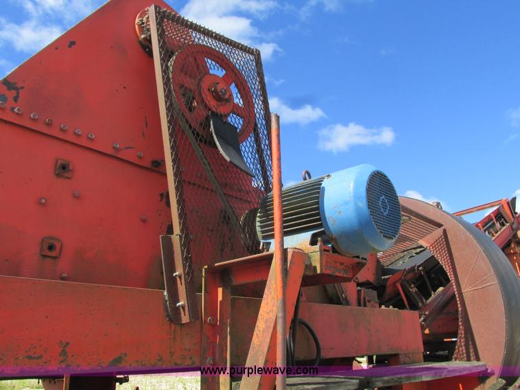 image for item K4039 Universal 40X24 roll crusher