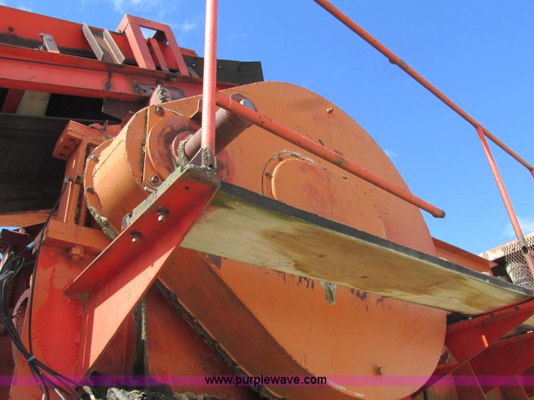 image for item K4039 Universal 40X24 roll crusher