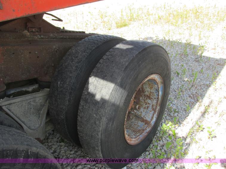 image for item K4039 Universal 40X24 roll crusher