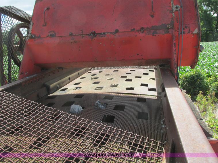 image for item K4039 Universal 40X24 roll crusher