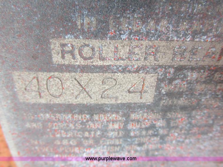 image for item K4039 Universal 40X24 roll crusher