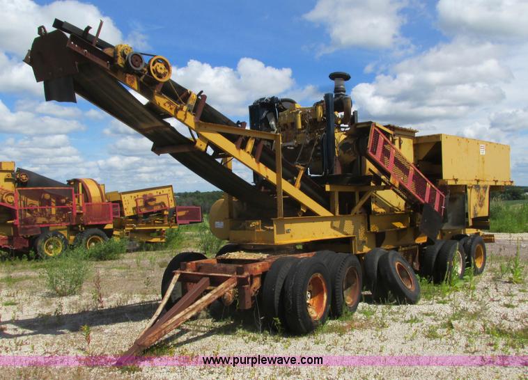 image for item K4042 Hammer-roll double roll impact crusher