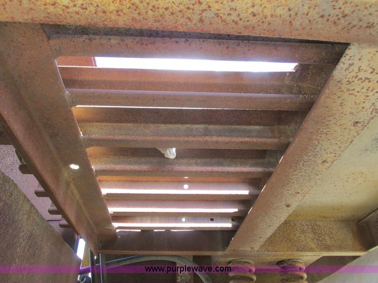 image for item K4042 Hammer-roll double roll impact crusher