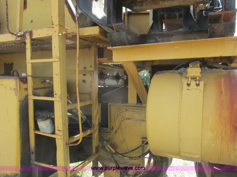 image for item K4042 Hammer-roll double roll impact crusher