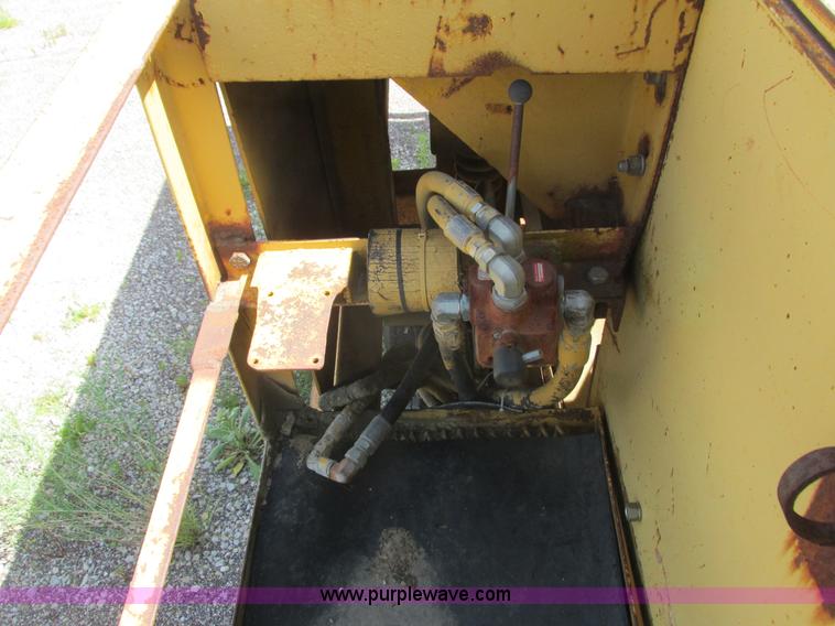 image for item K4042 Hammer-roll double roll impact crusher