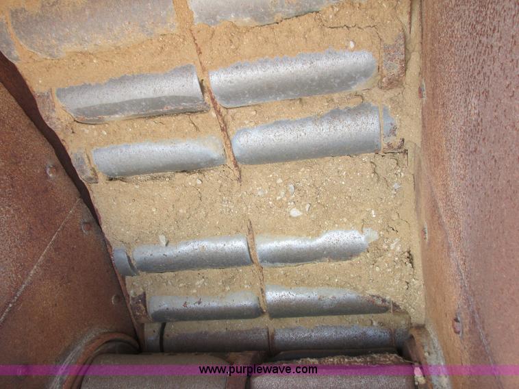 image for item K4042 Hammer-roll double roll impact crusher