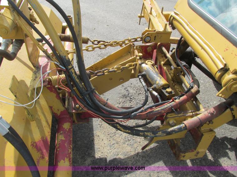 image for item K4046 Toro Groundsmaster 325D broom