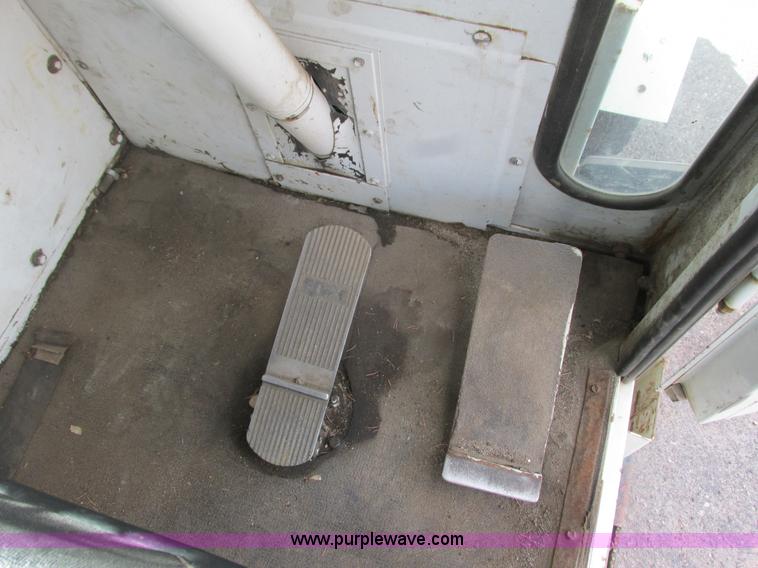 image for item K4047 Athey H-10 street sweeper