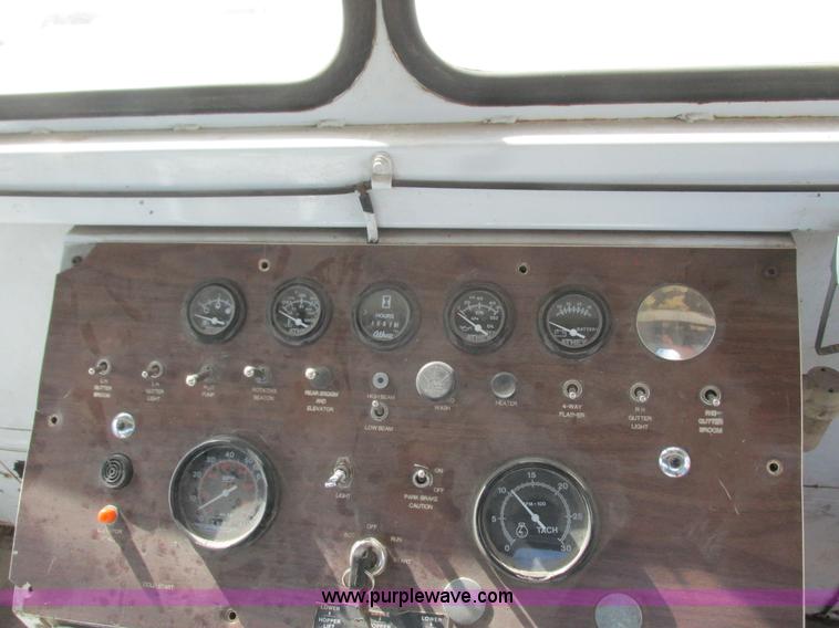 image for item K4047 Athey H-10 street sweeper