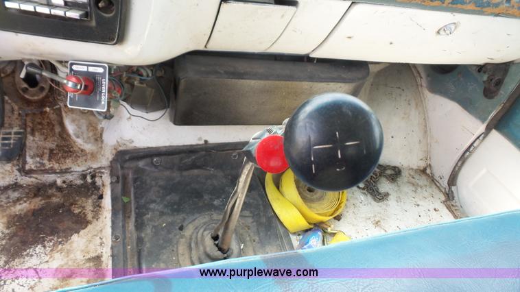 image for item K4593 1977 Chevrolet C65 dump flatbed truck