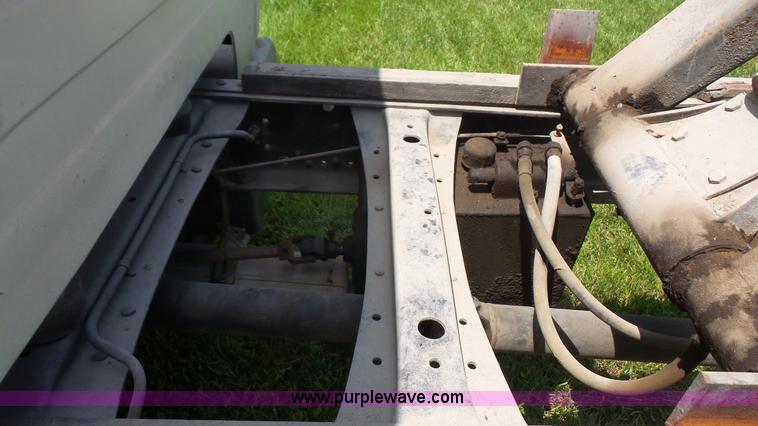 image for item K4593 1977 Chevrolet C65 dump flatbed truck