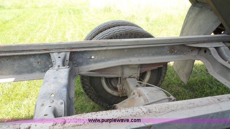 image for item K4593 1977 Chevrolet C65 dump flatbed truck