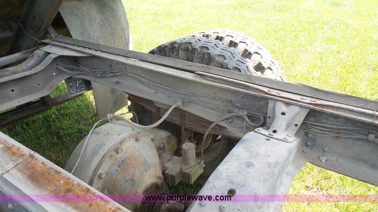 image for item K4593 1977 Chevrolet C65 dump flatbed truck