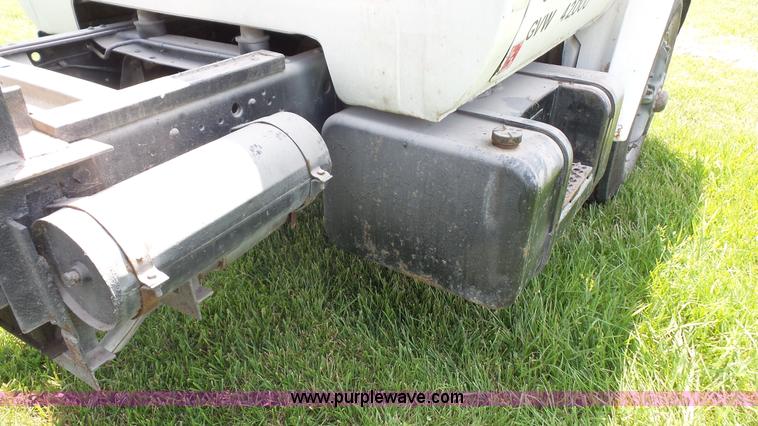 image for item K4593 1977 Chevrolet C65 dump flatbed truck