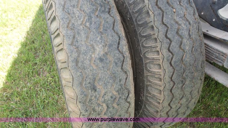 image for item K4593 1977 Chevrolet C65 dump flatbed truck