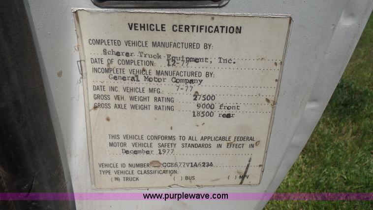 image for item K4593 1977 Chevrolet C65 dump flatbed truck