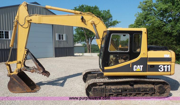 image for item K4622 1995 Caterpillar 311 excavator