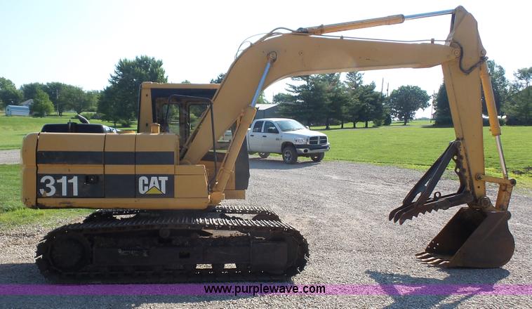 image for item K4622 1995 Caterpillar 311 excavator