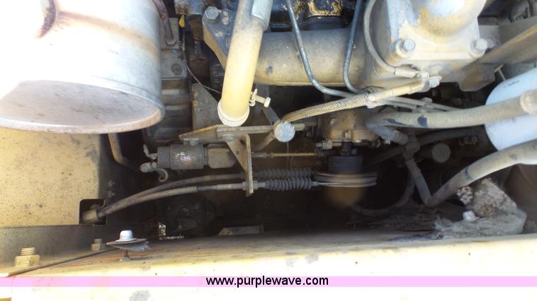 image for item K4622 1995 Caterpillar 311 excavator