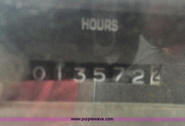 image for item K5079 1993 International 4900 bucket truck