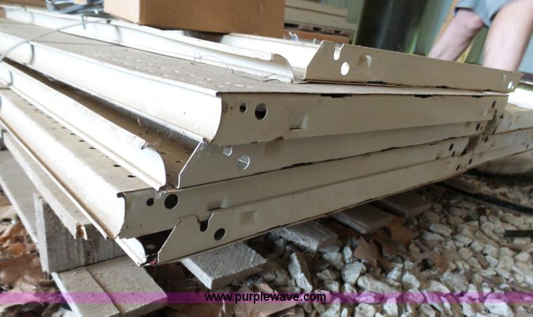 image for item K5392 Retail display shelving