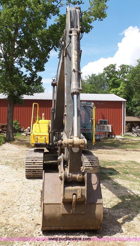 image for item K5393 2005 Volvo EC160B excavator
