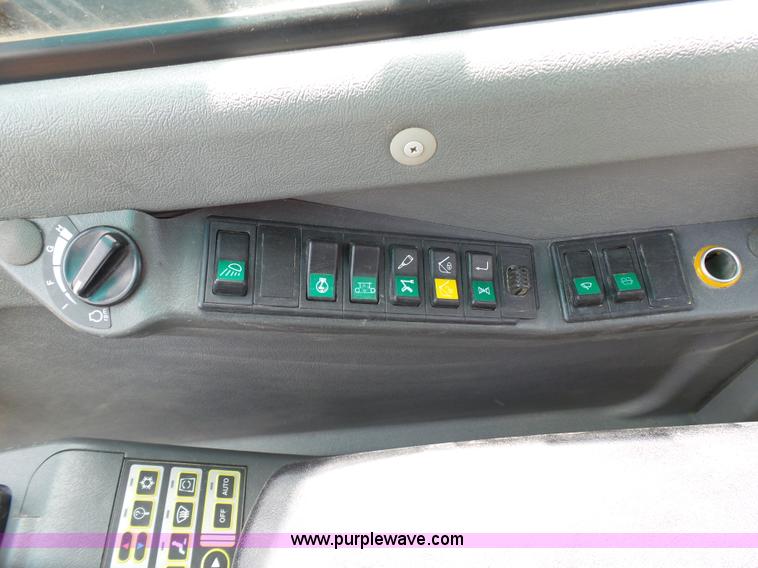 image for item K5393 2005 Volvo EC160B excavator