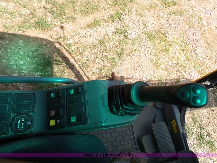 image for item K5393 2005 Volvo EC160B excavator