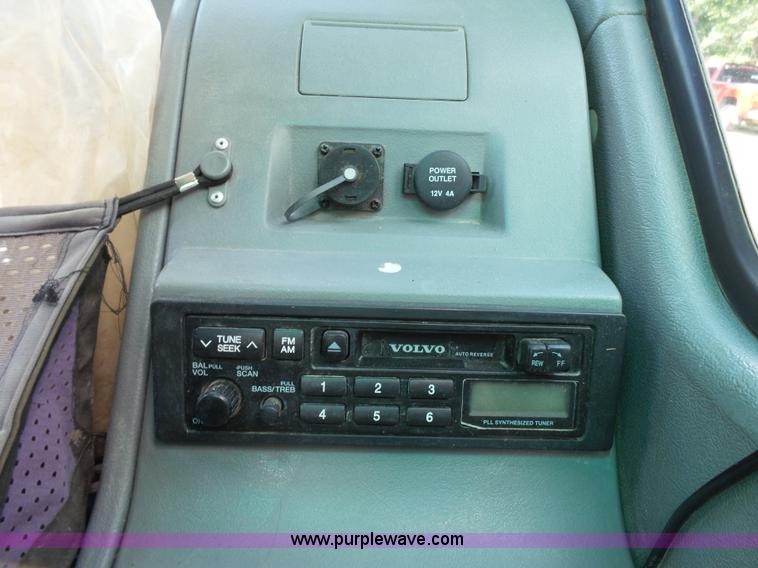 image for item K5393 2005 Volvo EC160B excavator