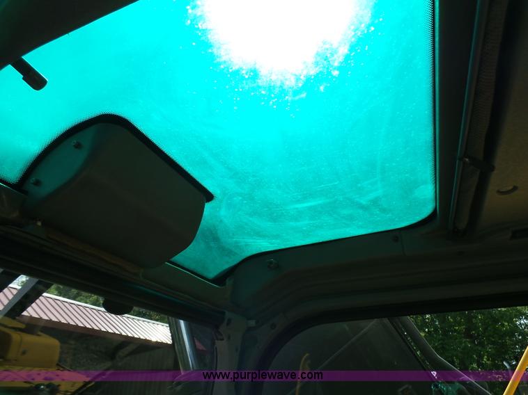 image for item K5393 2005 Volvo EC160B excavator