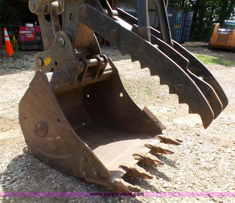 image for item K5393 2005 Volvo EC160B excavator