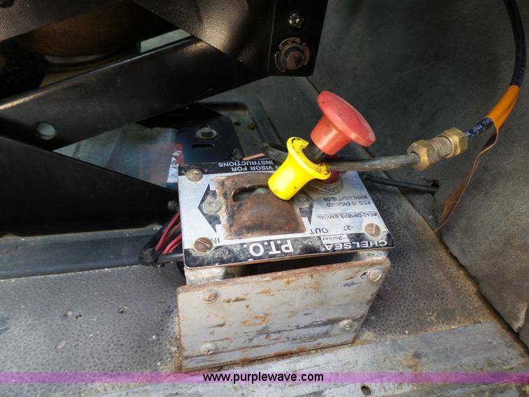 image for item K5396 1998 International 9100 semi truck