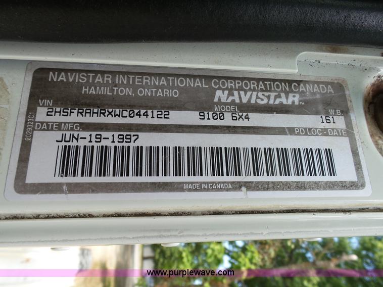 image for item K5396 1998 International 9100 semi truck