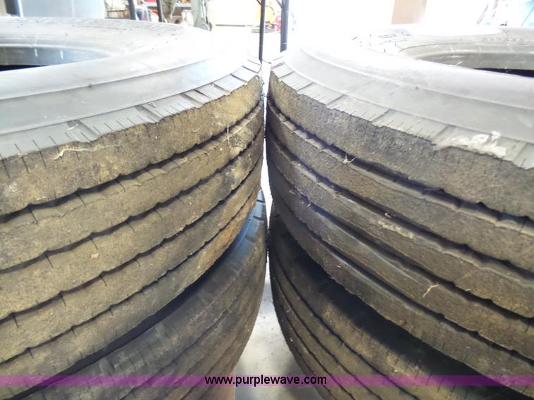 image for item K5404 (4) Sumitomo tires