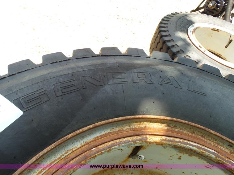 image for item K5407 (5) 10.00R20 tires