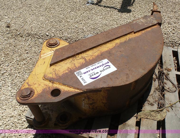 image for item K5412 Caterpillar backhoe bucket