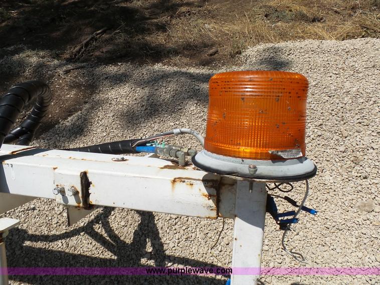 image for item K5413 Electric over hydraulic extendable mirrors and lights